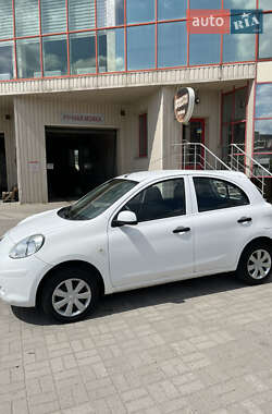 Хетчбек Nissan Micra 2015 в 