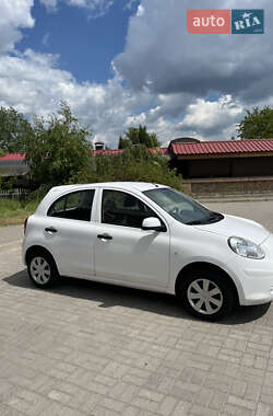 Хетчбек Nissan Micra 2015 в 