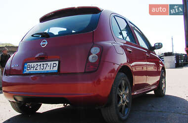 Хетчбек Nissan Micra 2005 в 