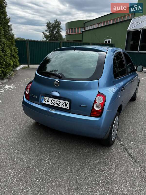 Хэтчбек Nissan Micra 2010 в Киеве