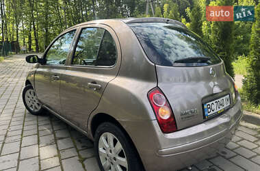 Хэтчбек Nissan Micra 2006 в 