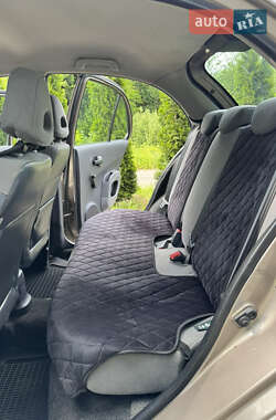Хэтчбек Nissan Micra 2006 в 