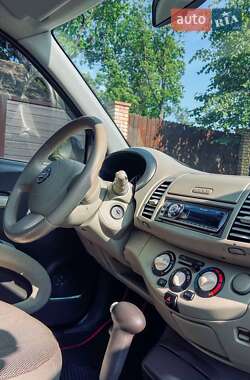 Хэтчбек Nissan Micra 2007 в 