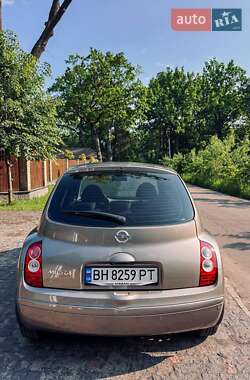 Хэтчбек Nissan Micra 2007 в 