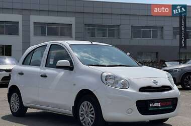 Хэтчбек Nissan Micra 2013 в Киеве