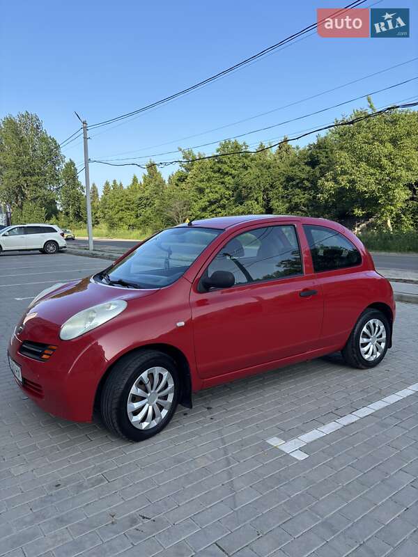 Хетчбек Nissan Micra 2004 в Львові