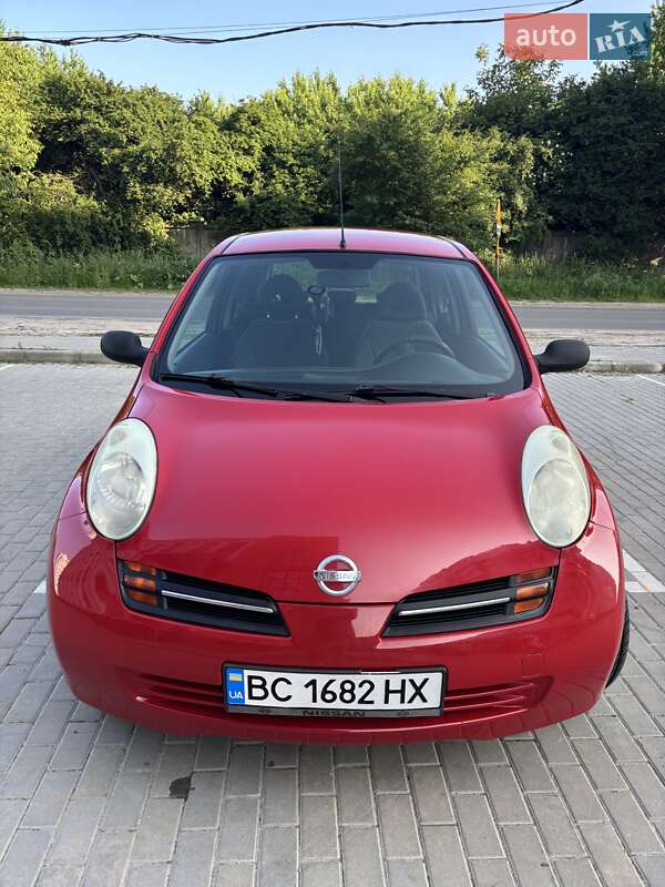 Хетчбек Nissan Micra 2004 в Львові