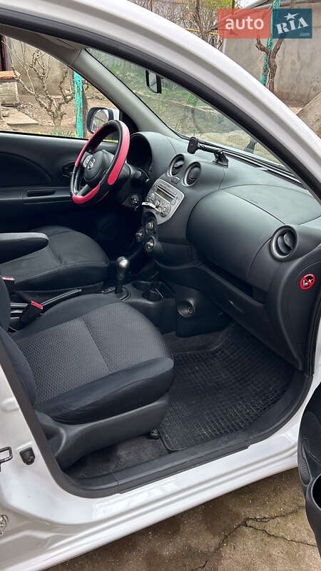 Nissan Micra 2011