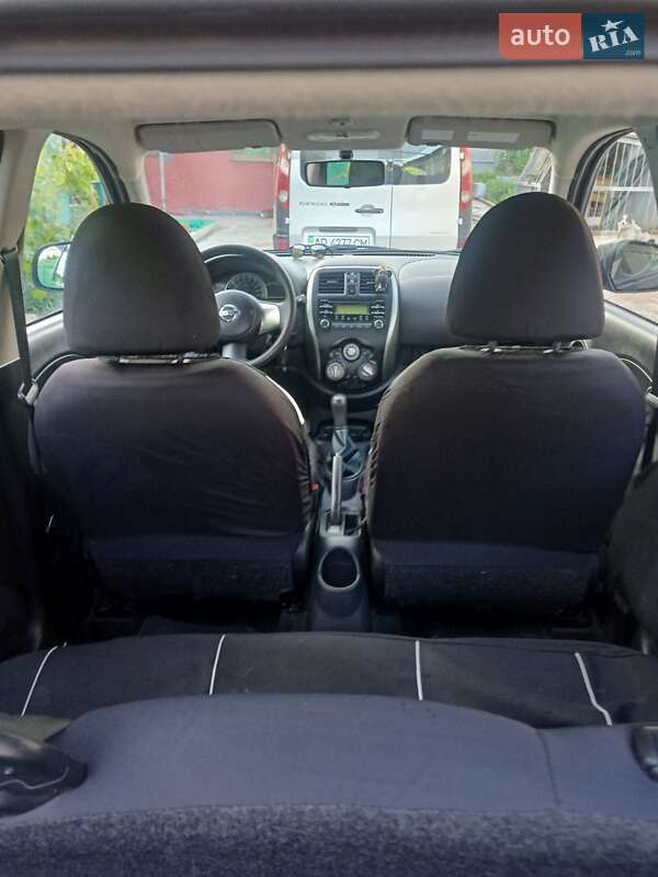 Хетчбек Nissan Micra 2015 в Запоріжжі