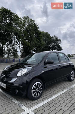 Хетчбек Nissan Micra 2010 в Тернополі