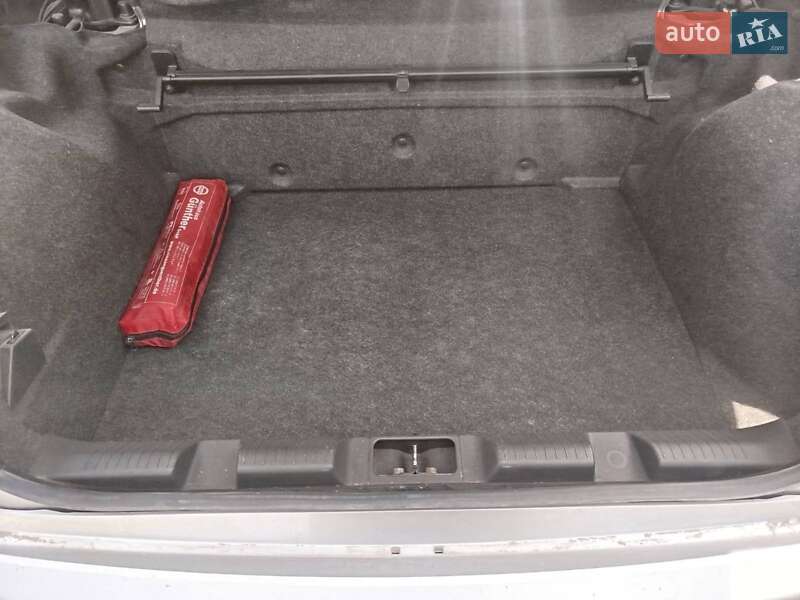 Кабріолет Nissan Micra 2006 в Тернополі