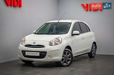 Хэтчбек Nissan Micra 2015 в Киеве