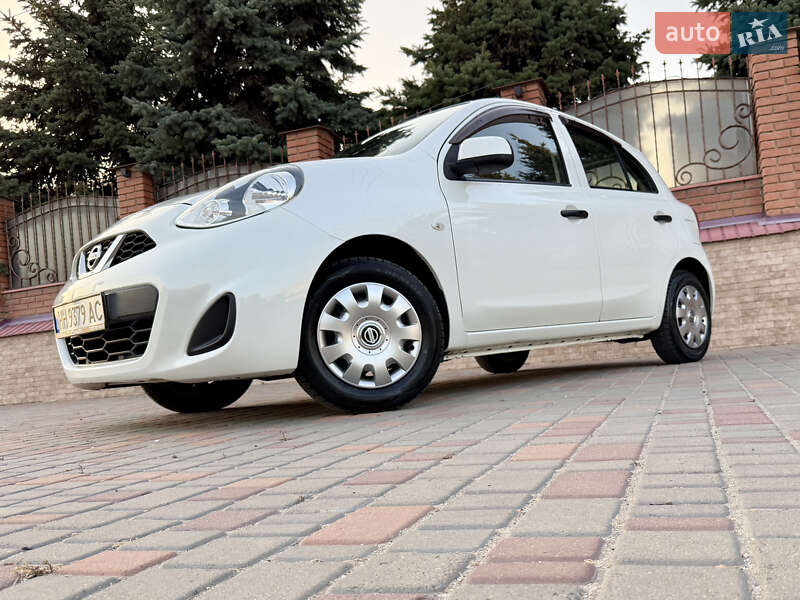 Хэтчбек Nissan Micra 2015 в Одессе
