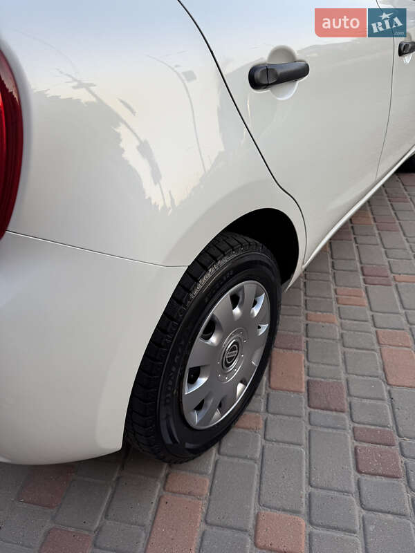 Хэтчбек Nissan Micra 2015 в Одессе