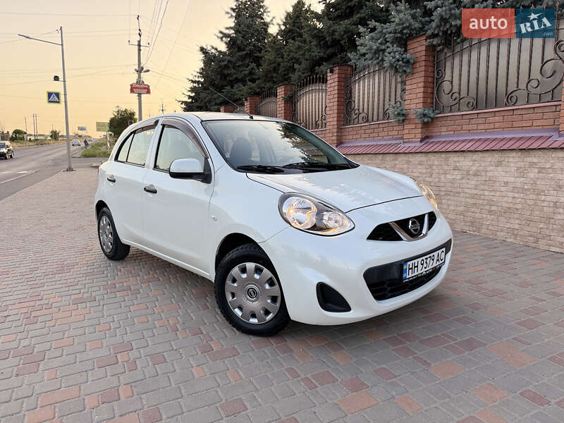 Хэтчбек Nissan Micra 2015 в Одессе