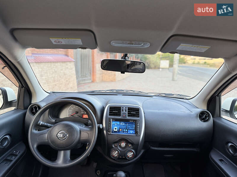 Хэтчбек Nissan Micra 2015 в Одессе