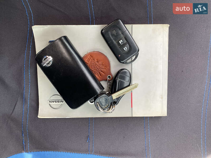 Хэтчбек Nissan Micra 2005 в Киеве