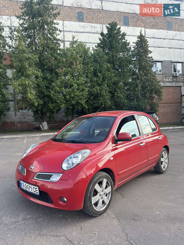Хетчбек Nissan Micra 2010 в Києві