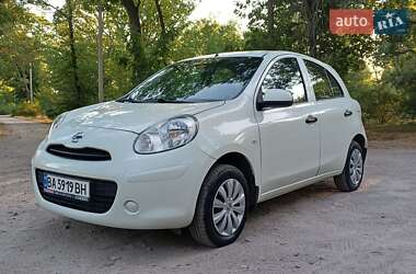 Хетчбек Nissan Micra 2015 в Кропивницькому