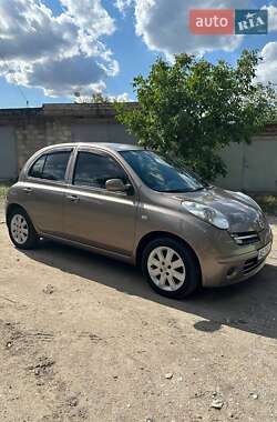 Хетчбек Nissan Micra 2005 в Кам'янському