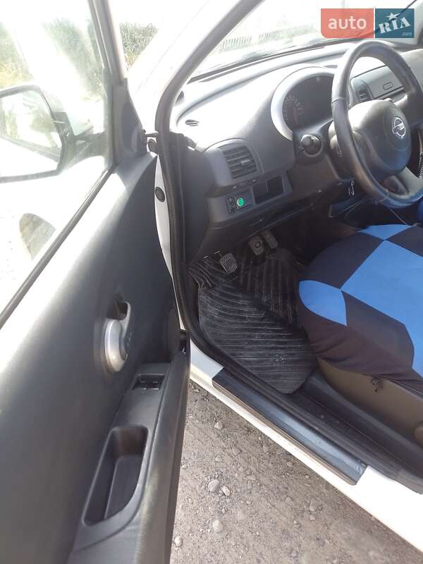 Хетчбек Nissan Micra 2009 в Володимирі