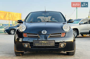 Хэтчбек Nissan Micra 2003 в 