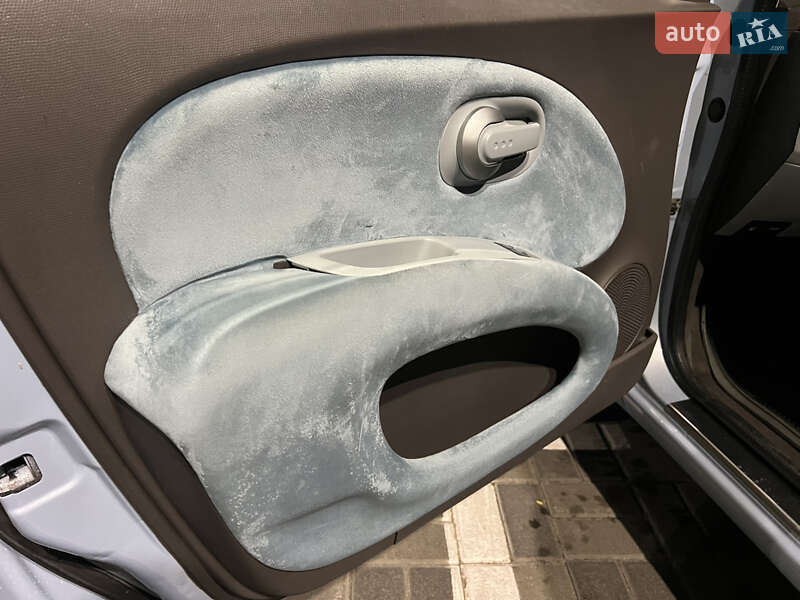 Хэтчбек Nissan Micra 2005 в Киеве