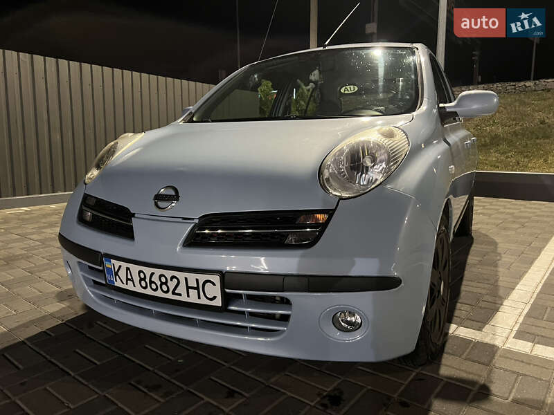 Хэтчбек Nissan Micra 2005 в Киеве
