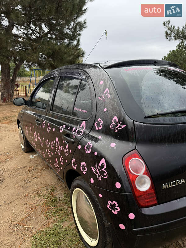 Хетчбек Nissan Micra 2006 в Павлограді