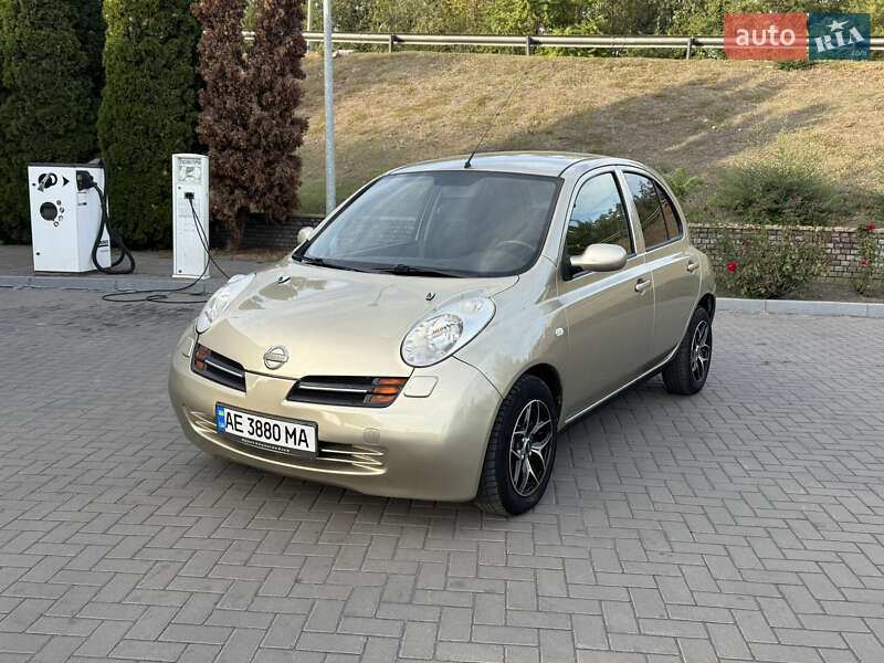 Nissan Micra 2005 Nissan Micra 2005