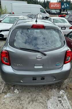 Хэтчбек Nissan Micra 2015 в 