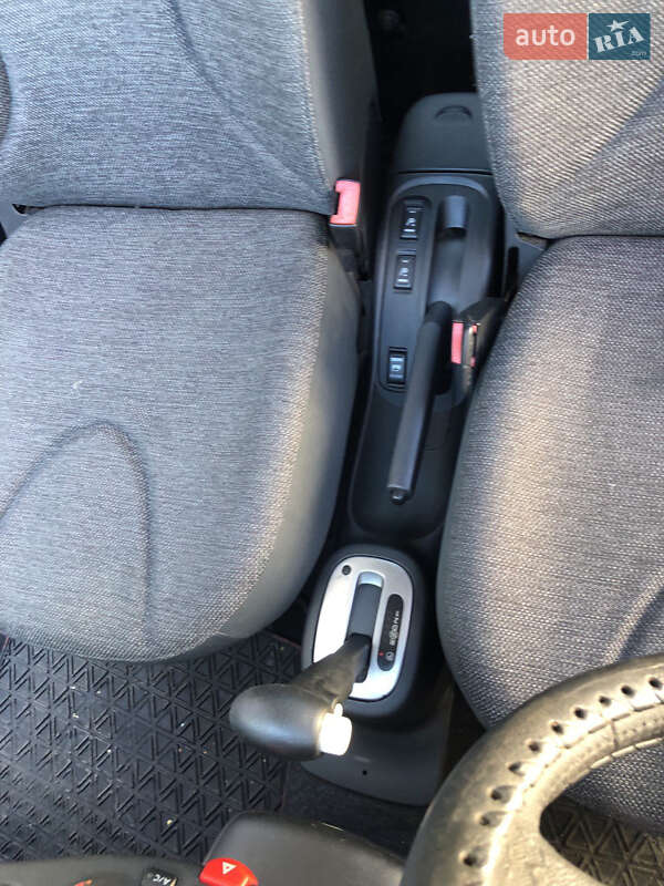 Хетчбек Nissan Micra 2005 в Харкові фото 10 Хетчбек Nissan Micra 2005 в Харкові