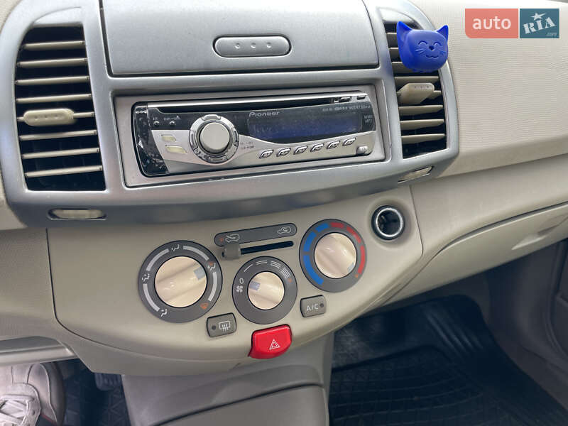 Хетчбек Nissan Micra 2003 в Львові