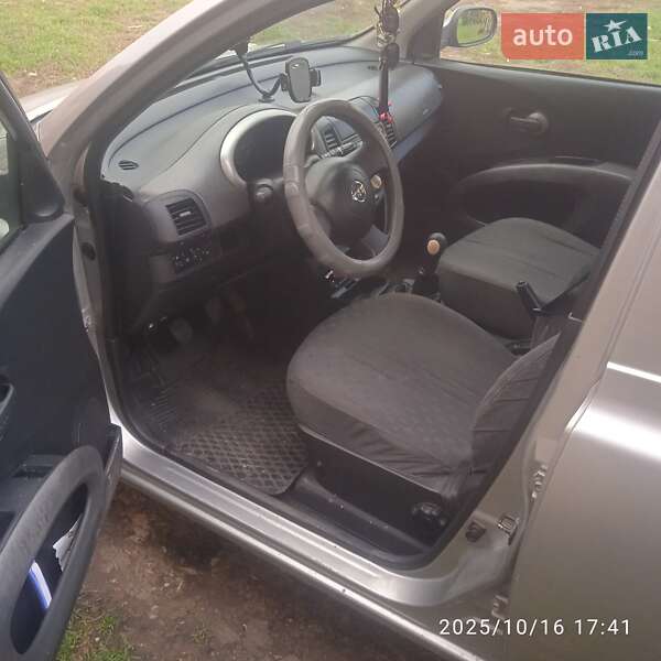 Хэтчбек Nissan Micra 2004 в Ровно фото 6 Хэтчбек Nissan Micra 2004 в Ровно