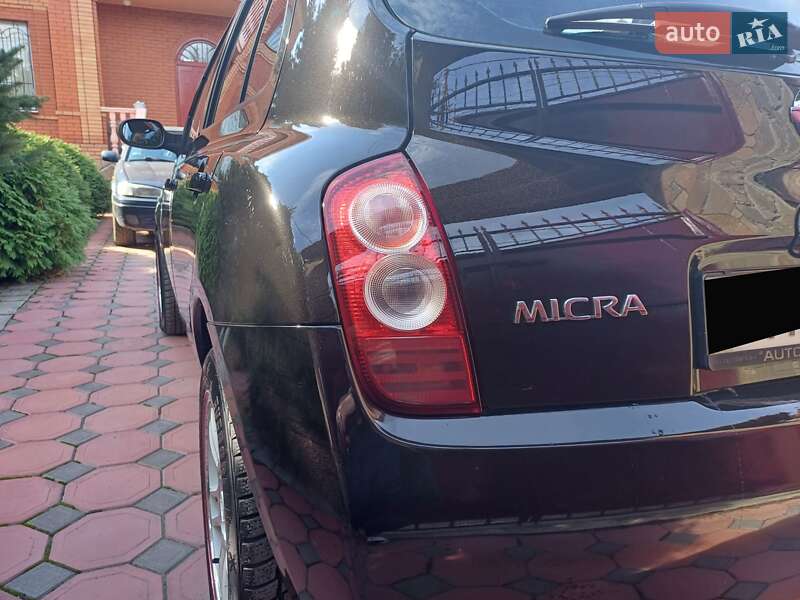 Хетчбек Nissan Micra 2005 в Одесі