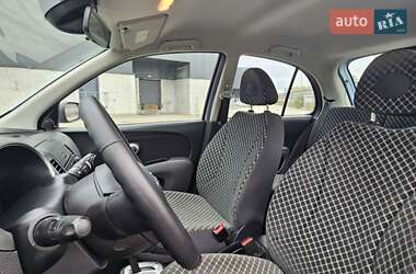 Хэтчбек Nissan Micra 2005 в  фото 13 Хэтчбек Nissan Micra 2005 в