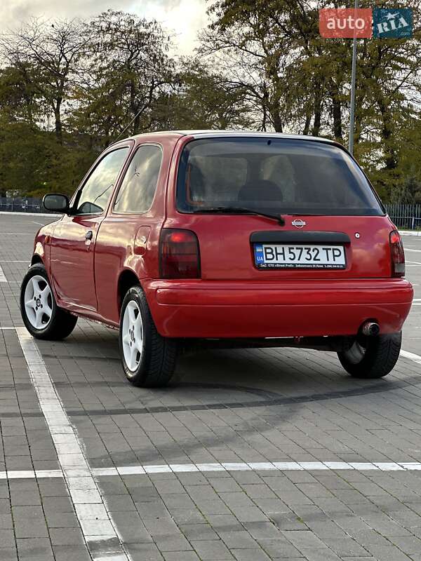 Хэтчбек Nissan Micra 1993 в Одессе