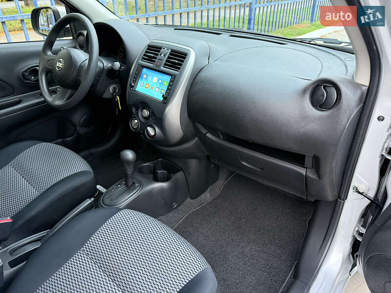 Хэтчбек Nissan Micra 2015 в Одессе