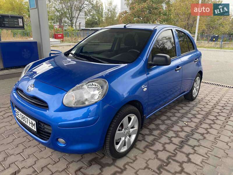 Nissan Micra 2012 Nissan Micra 2012