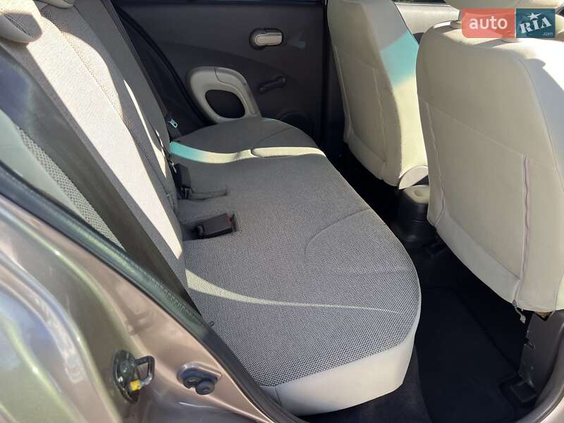 Хэтчбек Nissan Micra 2006 в Киеве фото 13 Хэтчбек Nissan Micra 2006 в Киеве