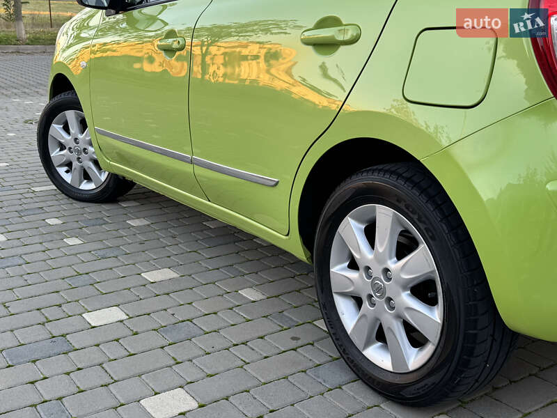 Хетчбек Nissan Micra 2013 в Одесі