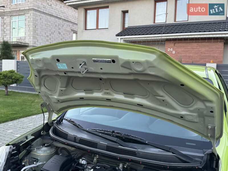 Хетчбек Nissan Micra 2013 в Одесі