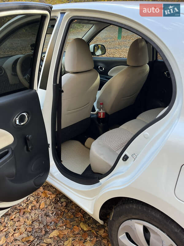 Хэтчбек Nissan Micra 2011 в Львове