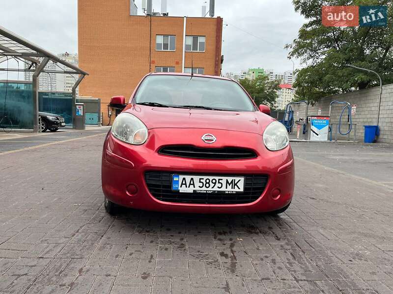 Хетчбек Nissan Micra 2013 в Києві фото 9 Хетчбек Nissan Micra 2013 в Києві