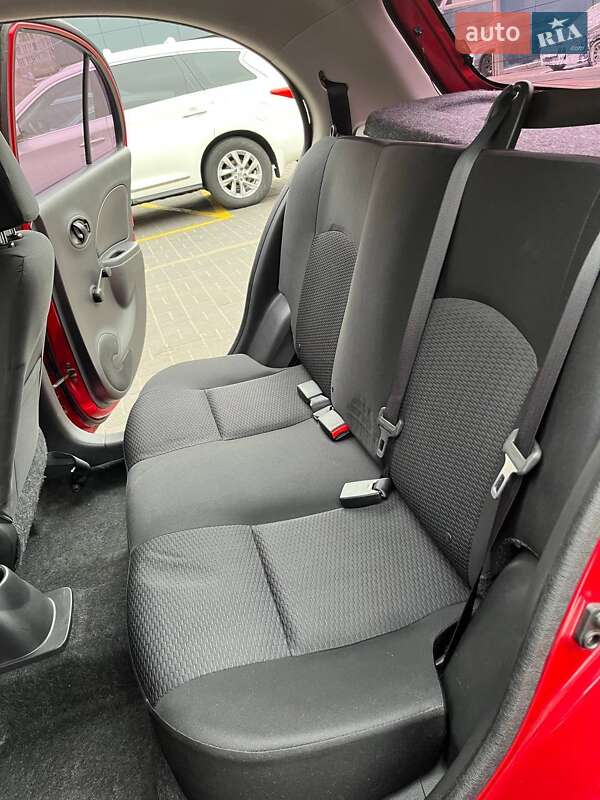 Хетчбек Nissan Micra 2013 в Києві фото 14 Хетчбек Nissan Micra 2013 в Києві