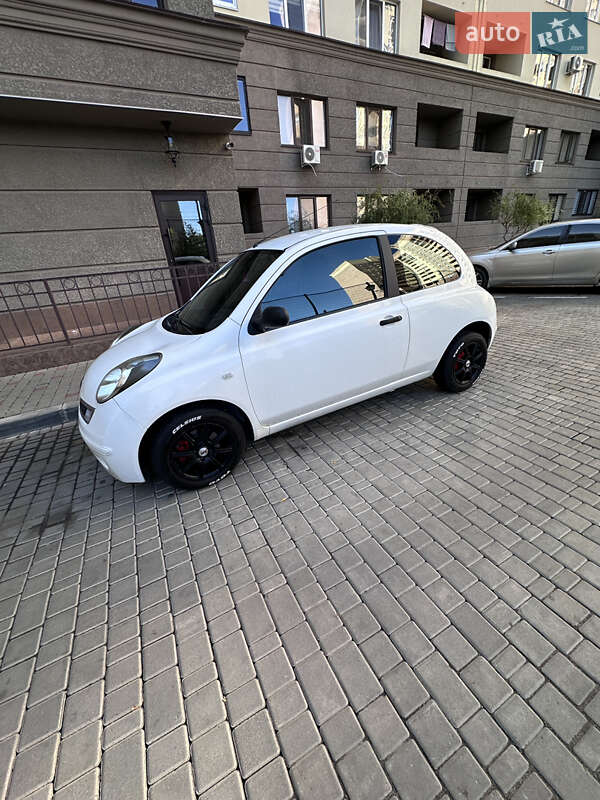 Хэтчбек Nissan Micra 2008 в Одессе