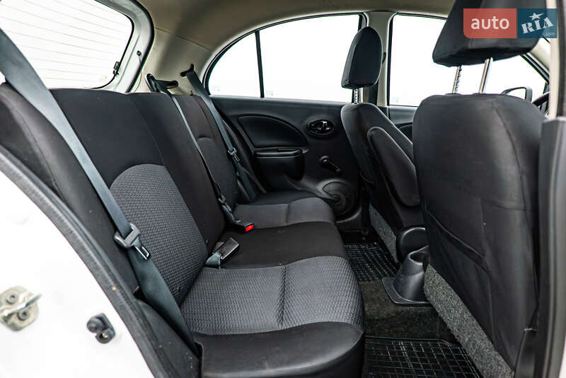 Хэтчбек Nissan Micra 2013 в Киеве