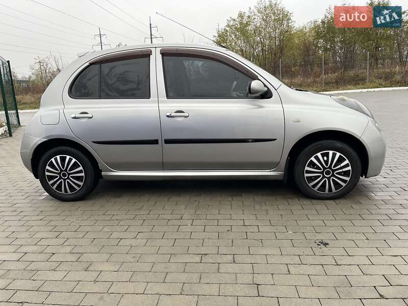 Хетчбек Nissan Micra 2005 в Вінниці