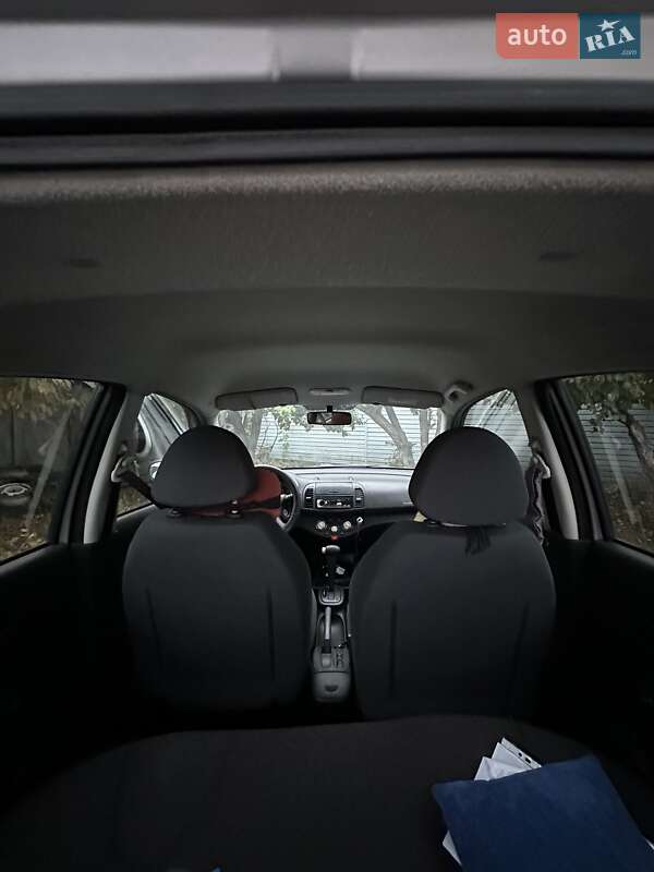 Хетчбек Nissan Micra 2005 в Запоріжжі