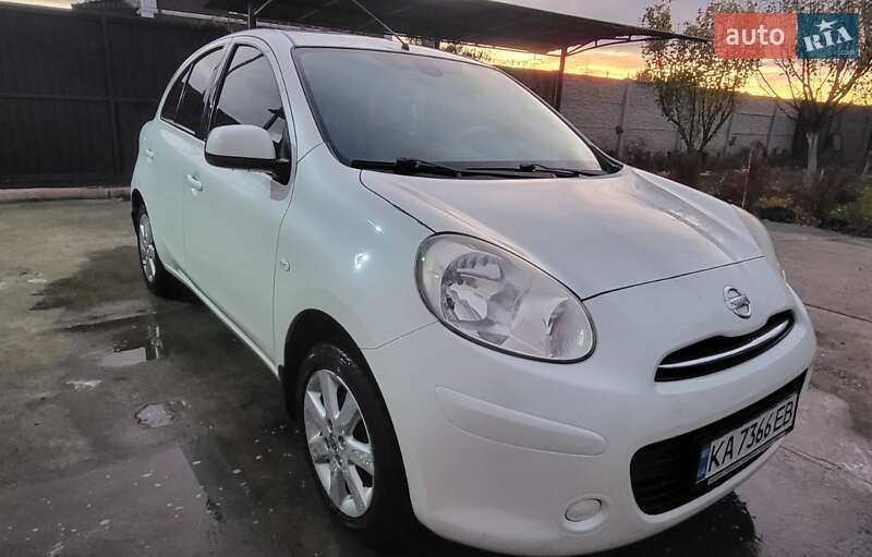 Хетчбек Nissan Micra 2013 в Києві фото Хетчбек Nissan Micra 2013 в Києві